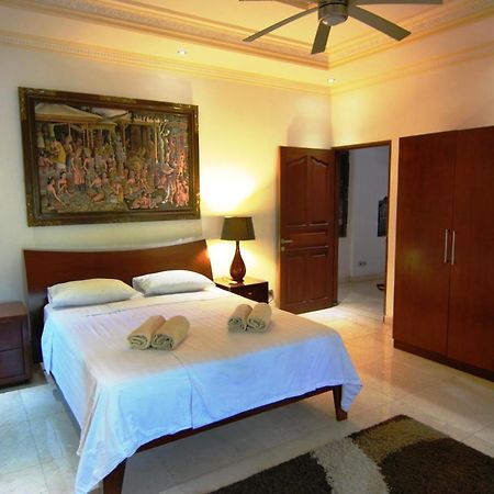 Villa Asih Ketewel Екстериор снимка