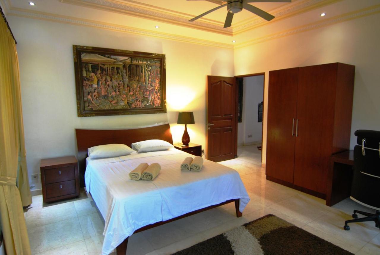 Villa Asih Ketewel Екстериор снимка