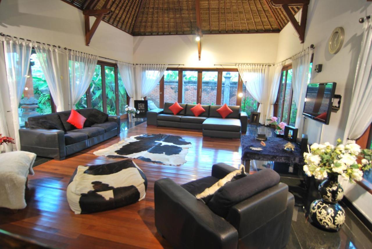 Villa Asih Ketewel Екстериор снимка
