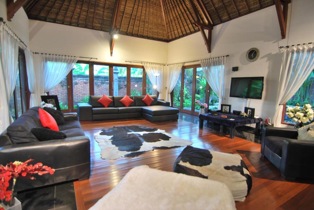 Villa Asih Ketewel Екстериор снимка